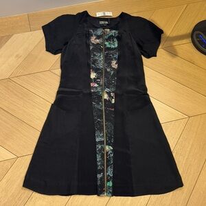 Vena cava silk front zip dress NWT size 2